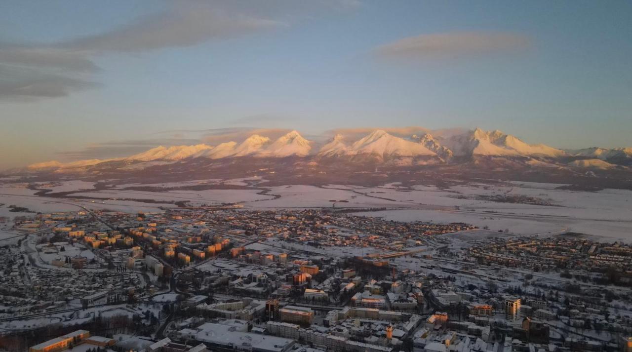 Apartment Poprad Eksteriør bilde