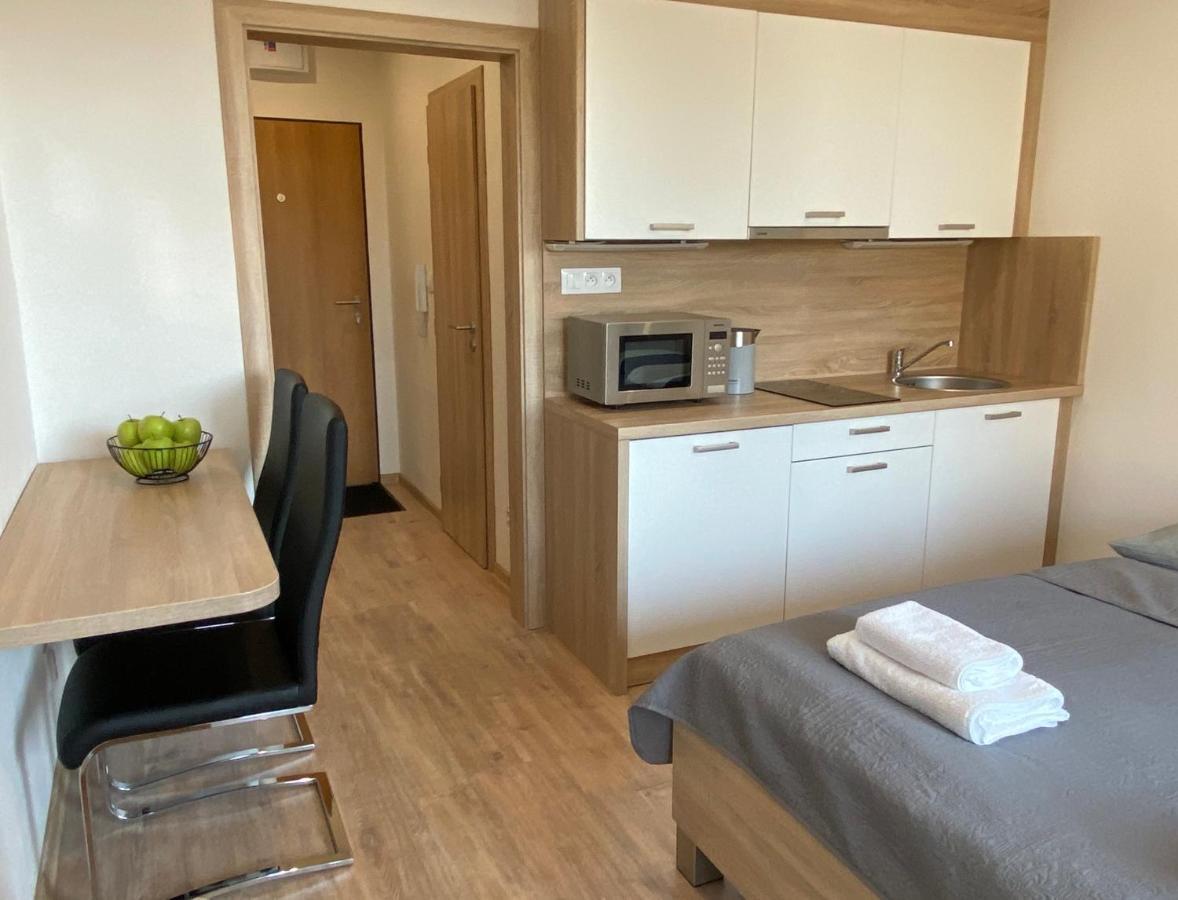 Apartment Poprad Eksteriør bilde